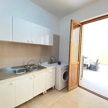 Apartment Scirocco House