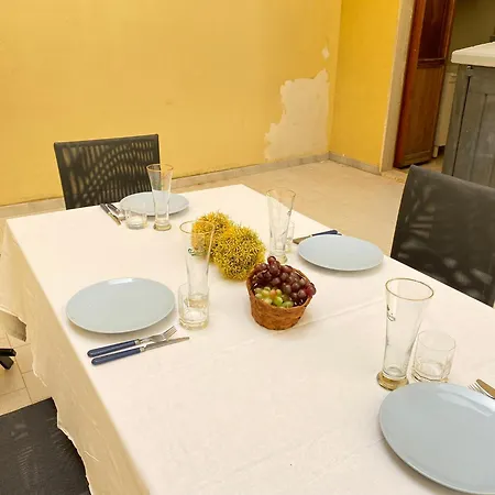 Scirocco House Apartment *